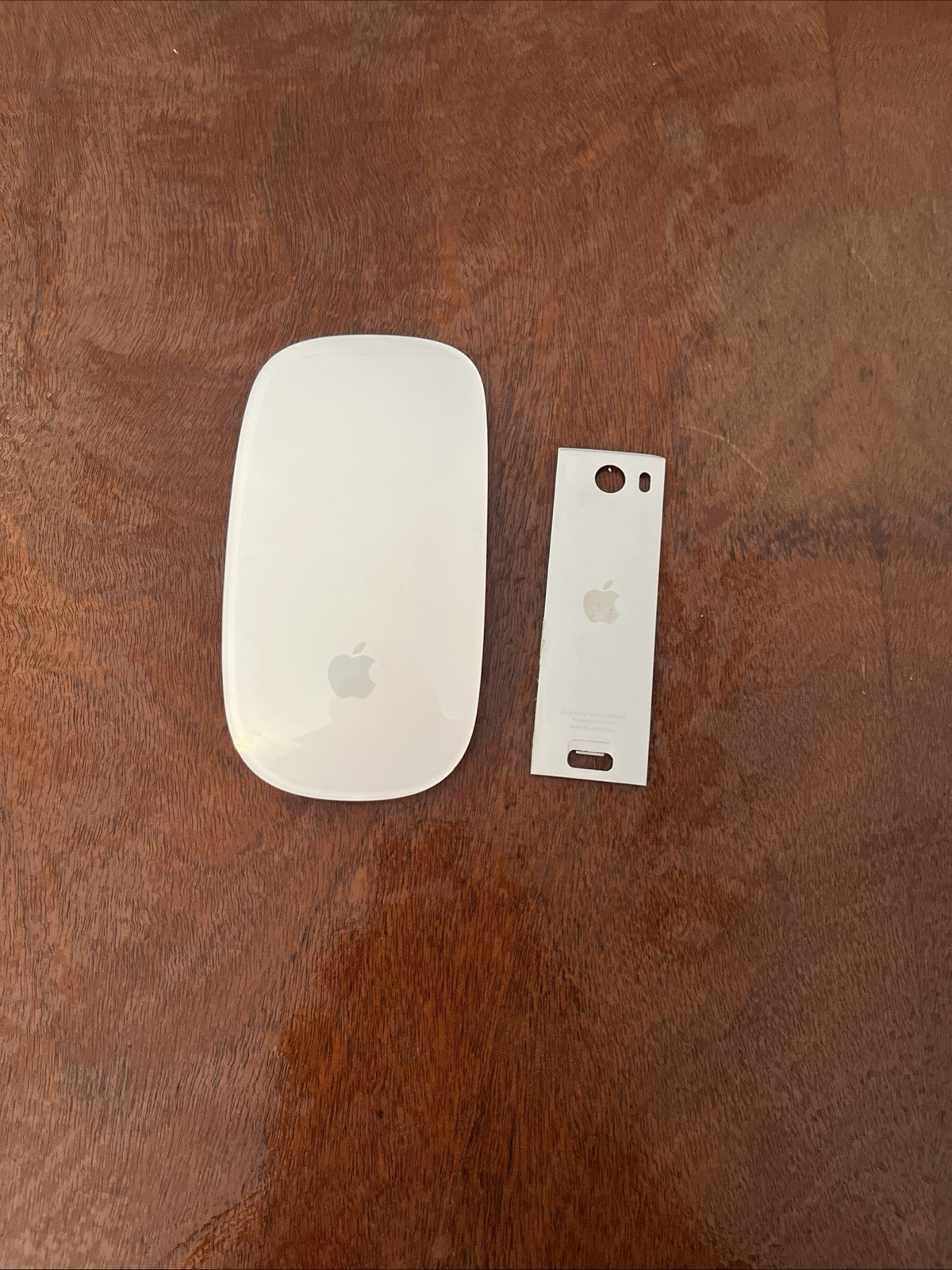 Apple Magic Mouse Wireless Bluetooth A1296 3VDC Battery Powered