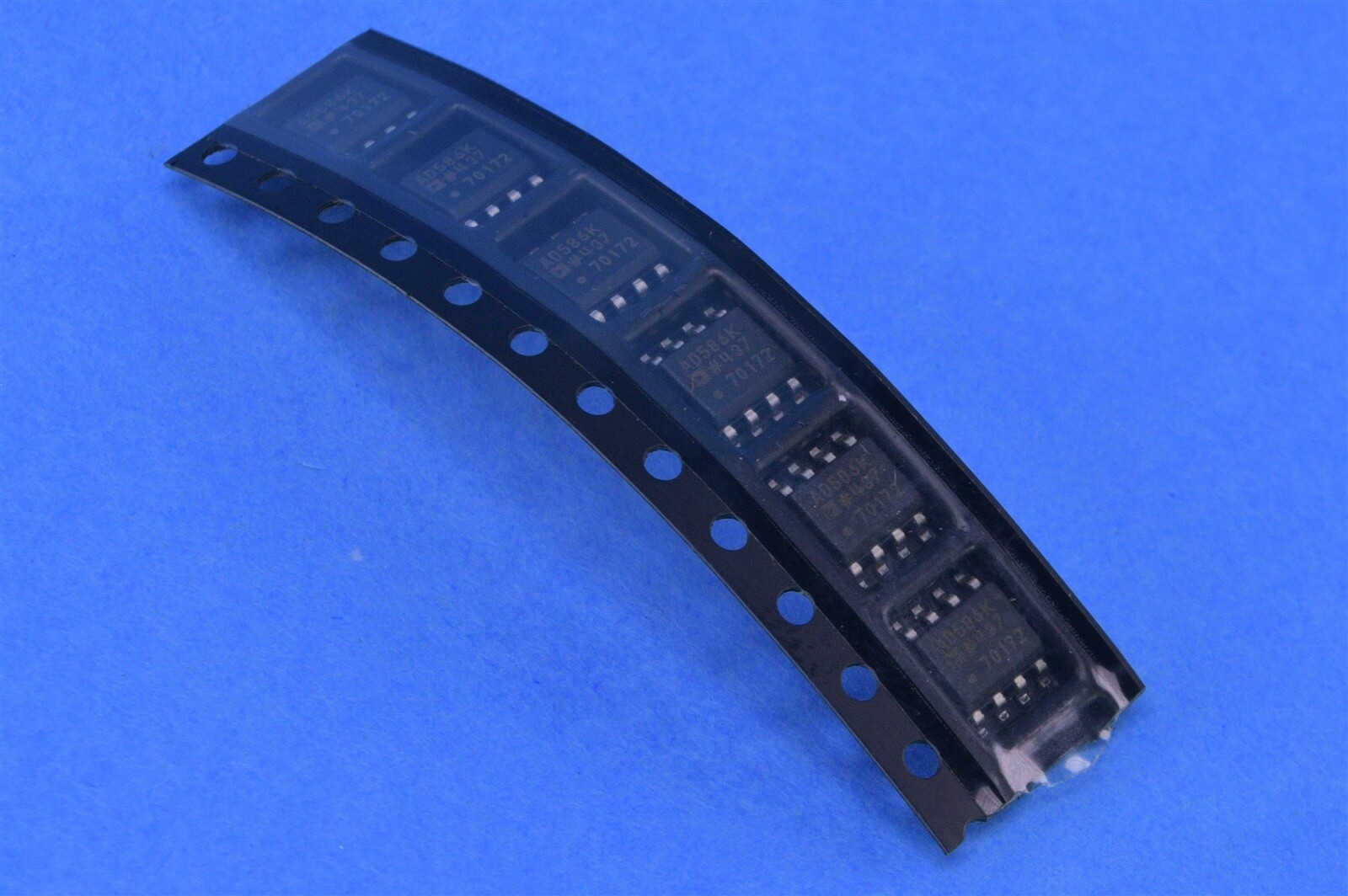 6 (Six) Analog Devices High Precision 5.0000 Vdc Voltage Reference P/N: AD586