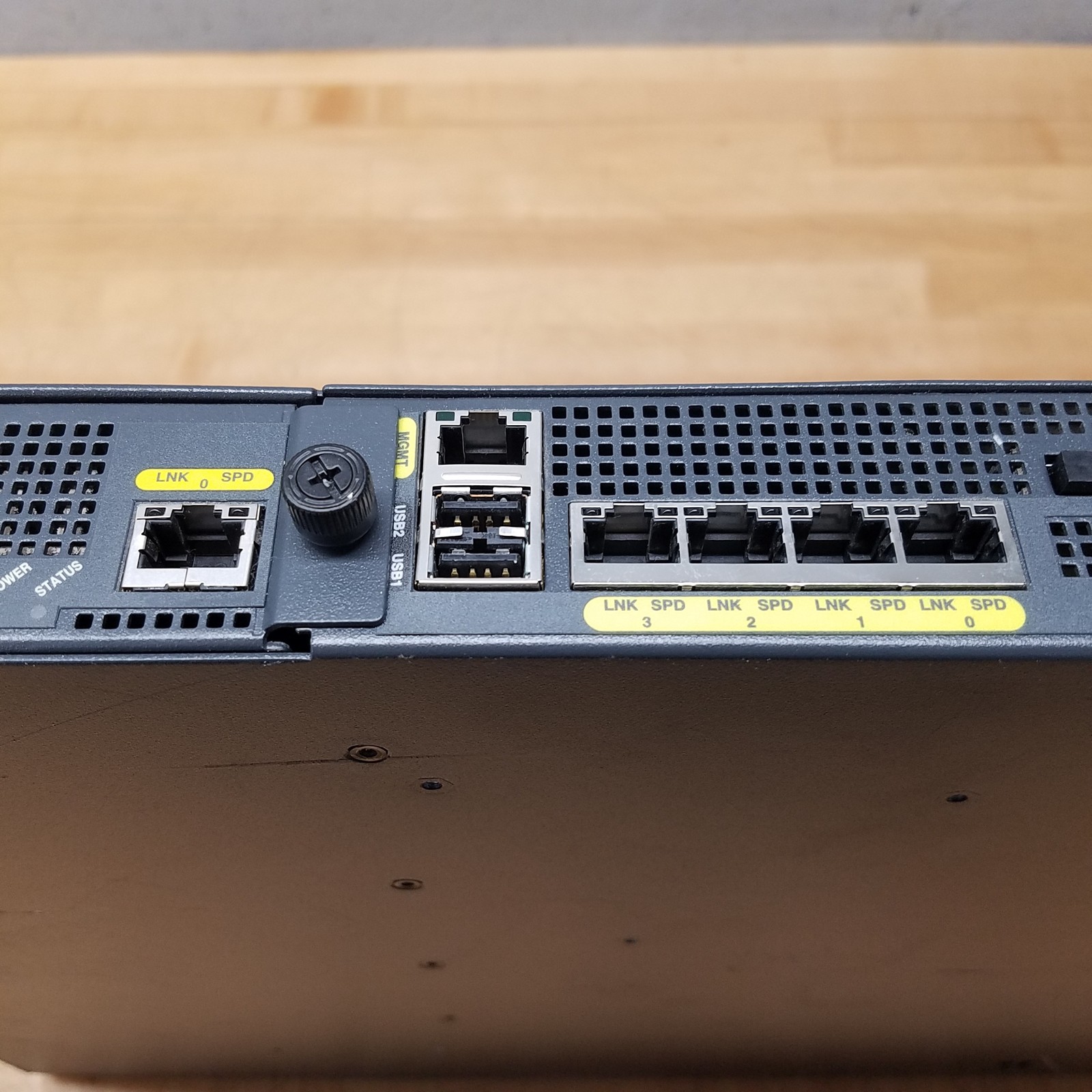 Cisco ASA 5510 V07 Adaptive Security Appliance - USED