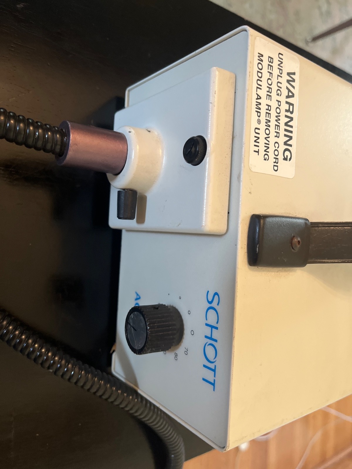 Schott 20500 ACE 1 Fiber Optic Light Source Illuminator, EKE Lamp, 150W untested
