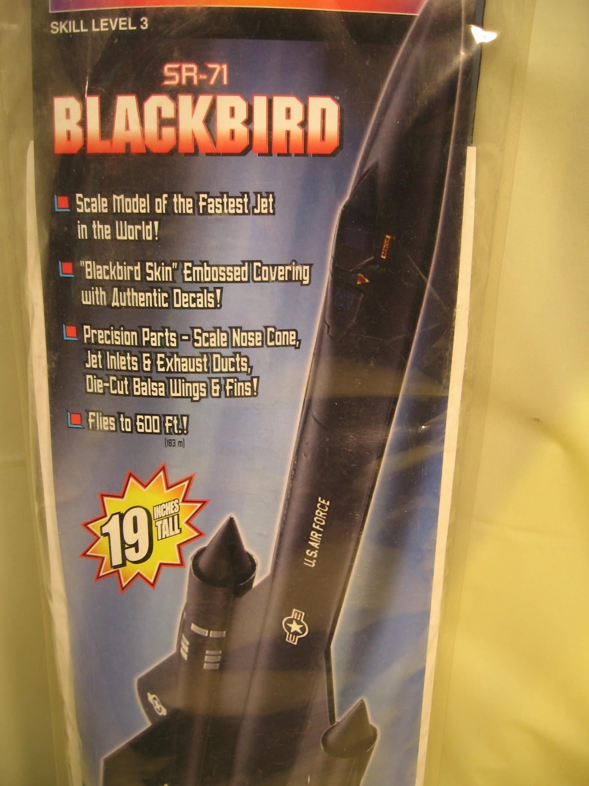 Estes #EST 1942 , Model Rocket Kit SR-71, NEW