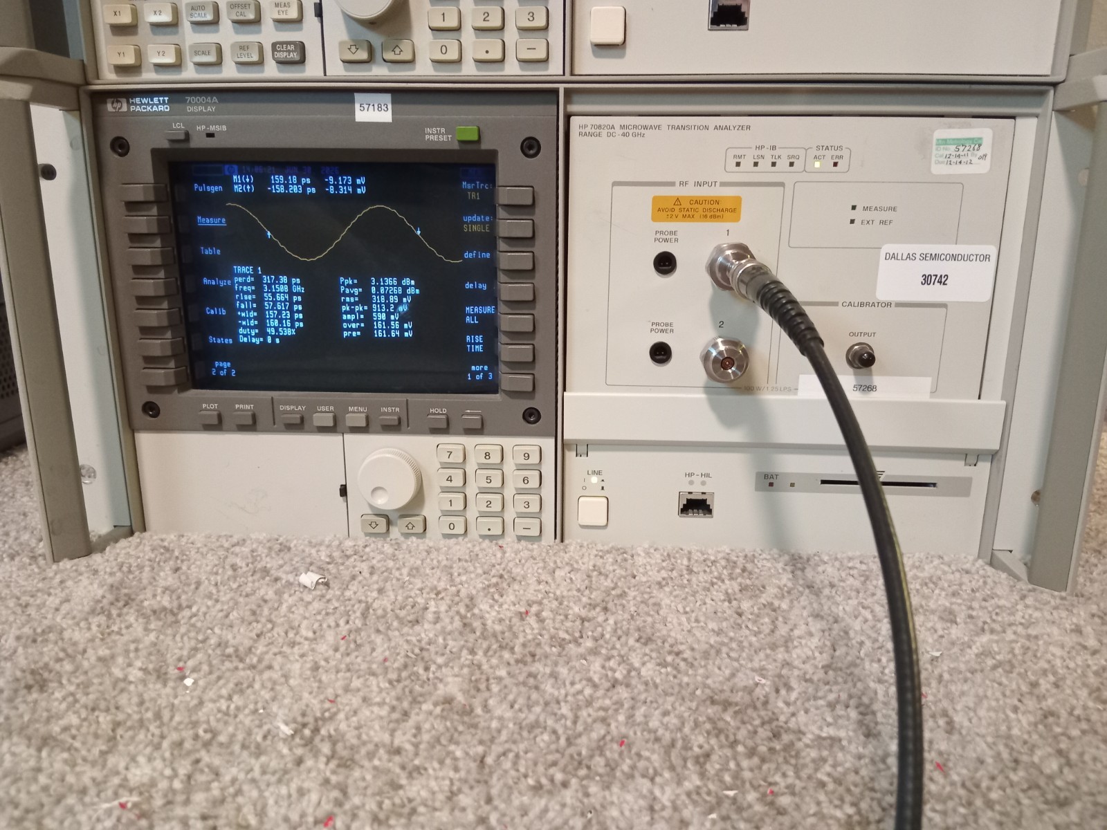 HP 70820A Microwave Transition Analyzer DC to 40 GHz with Option 005, UF3