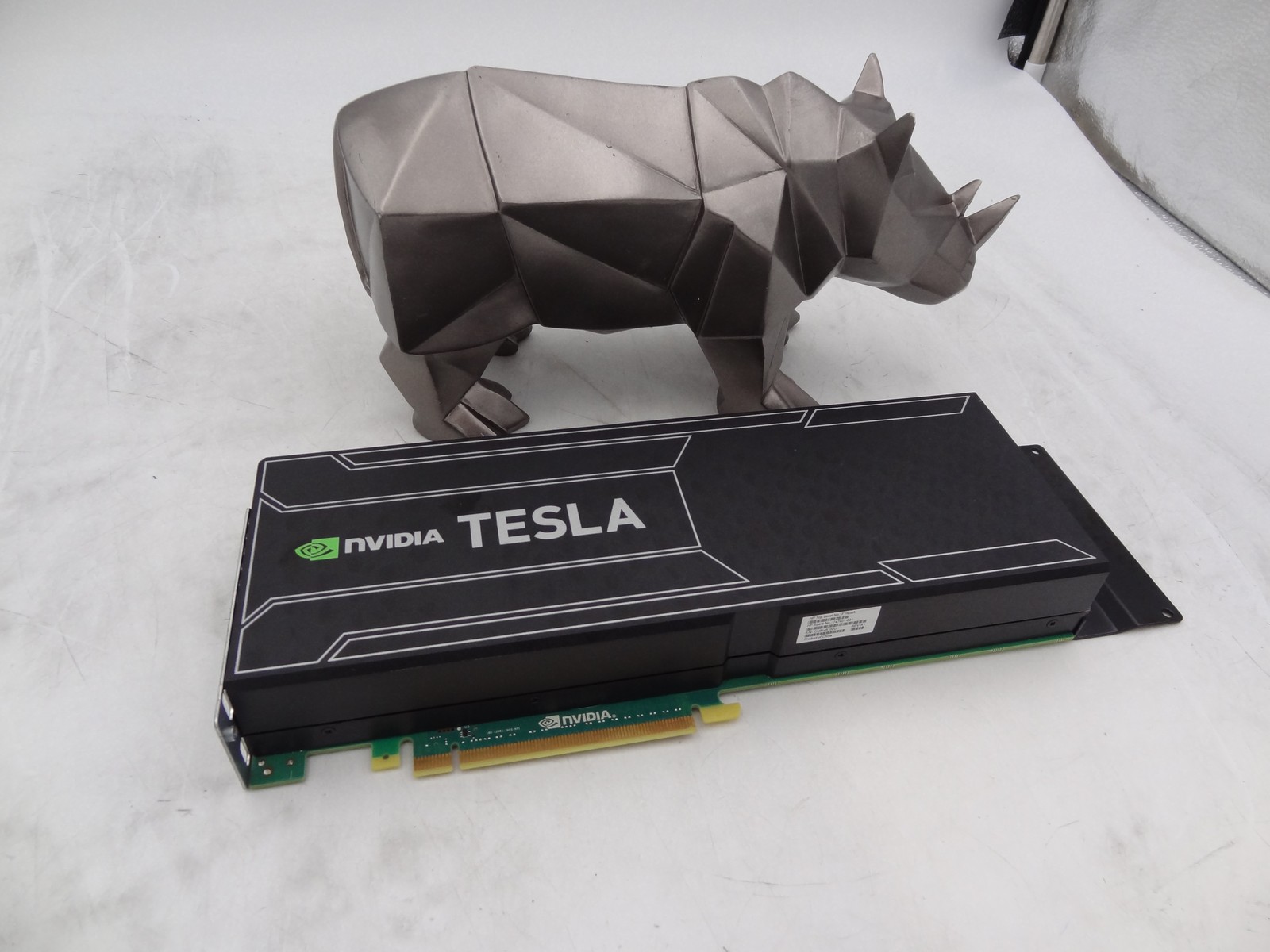 747401-001 HP NVIDIA Tesla K40 12Gb Module F1R08A