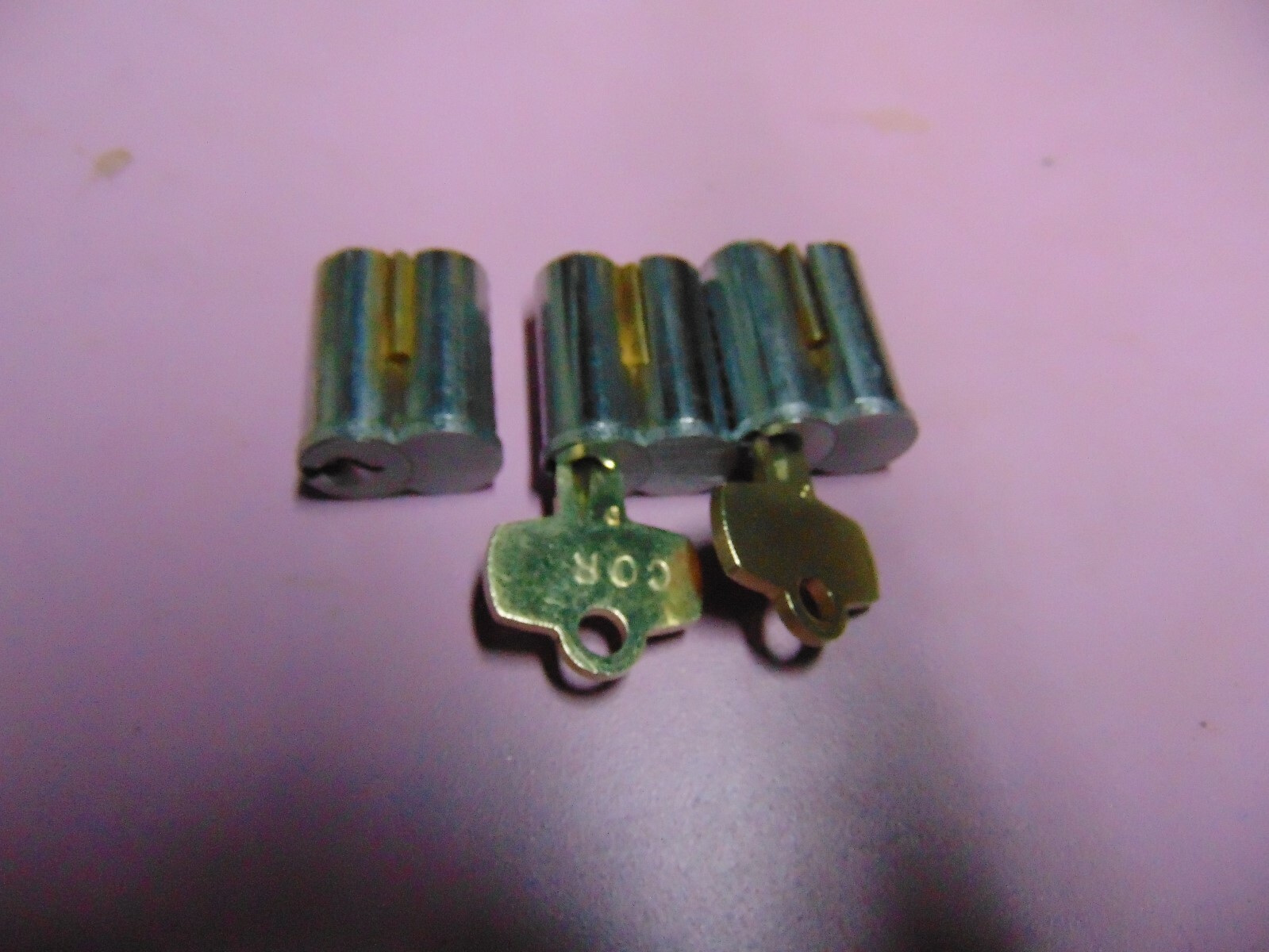 3 - BEST LOOK ALIKE  D  KEY  BLANK WITH 1 CORE KEY AND 1 PASS  7 PIN   LOCKSMITH