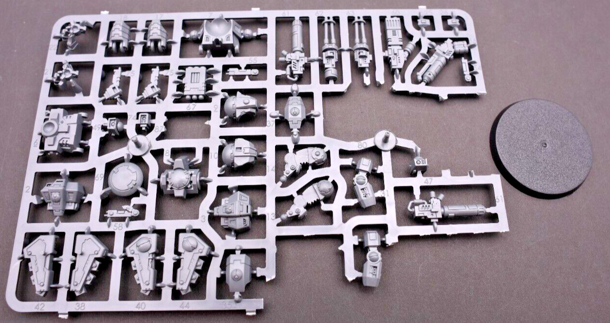 Warhammer 40k T'au Empire XV8 Crisis Battlesuit w/Dual Burst Cannons or Shas'vre