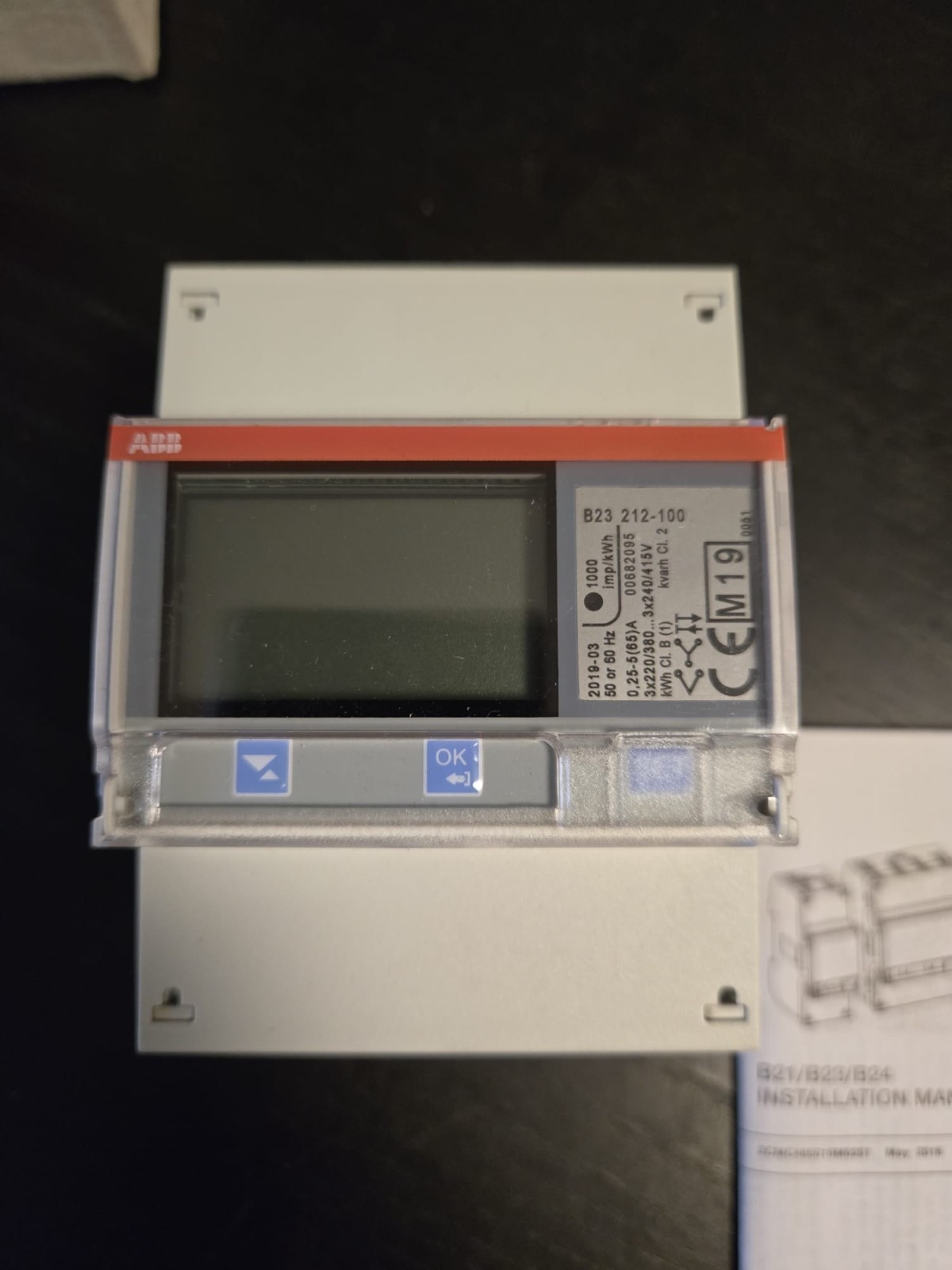 NEW ABB B23 212-100 2CMA100166R1000 3 phase Digital energy meter FREE SHIPPING