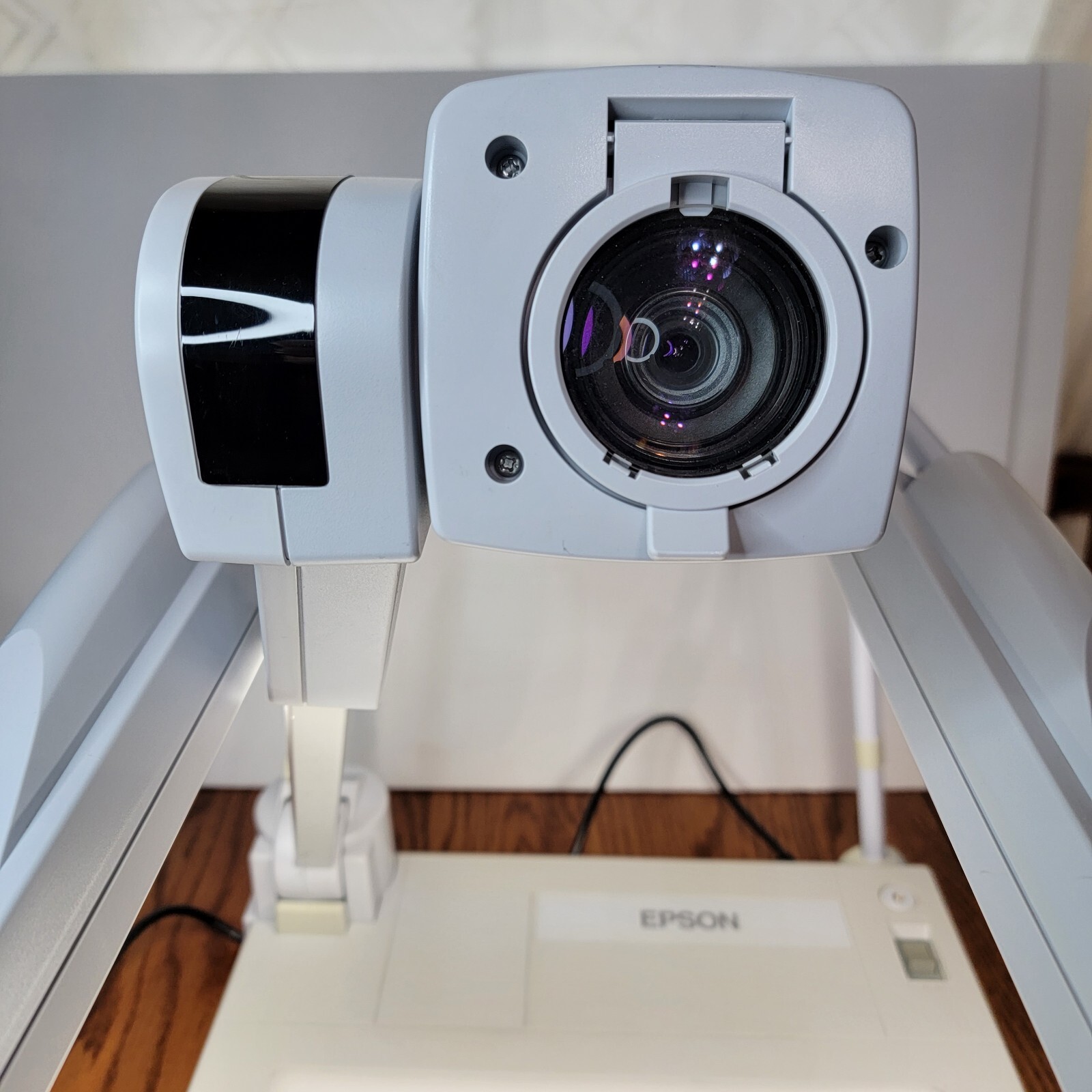 Epson ELPDC05 High Resolution Document Imager Overhead Camera With Cord