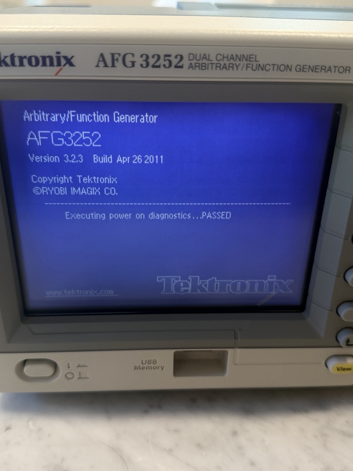 Tektronix AFG3252C Dual Channel Arbitrary/Function Generator 2 GS/s 240 MHz