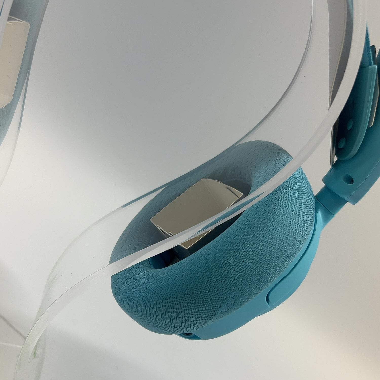 SteelSeries Arctis Nova 3 Over Ear Gaming Headset Blue HS40 WIRELESS