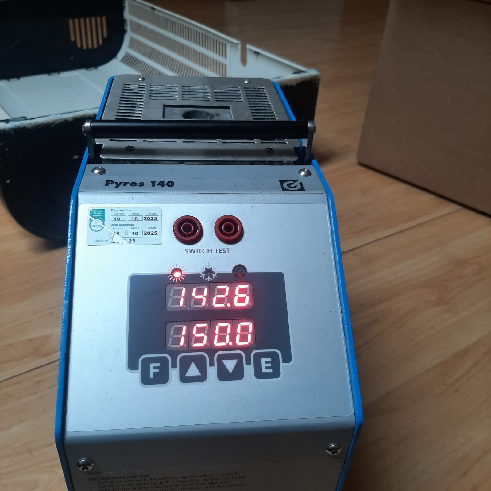 Giussani PYROS 140 Portable Temperature Calibrators