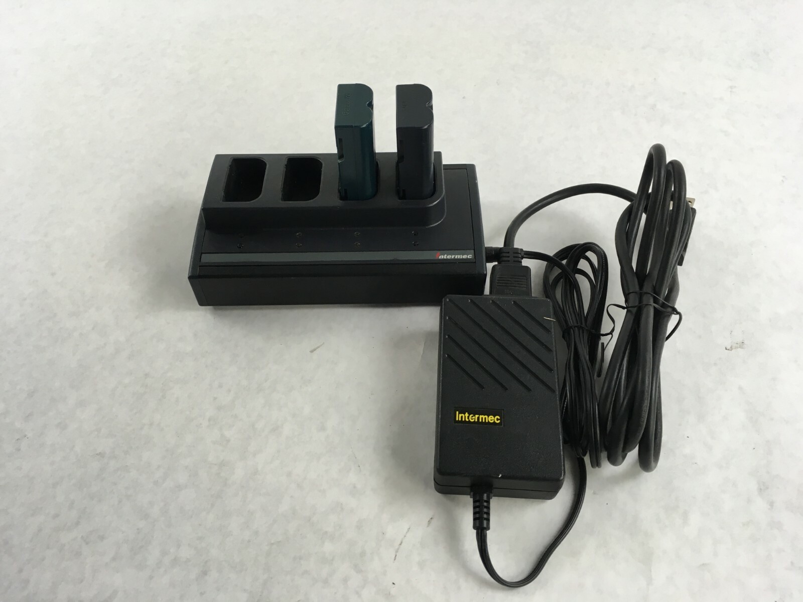 Intermec Z2400 4 Bay Four Slot Battery Charger Charging With 2 7.4V Batteries
