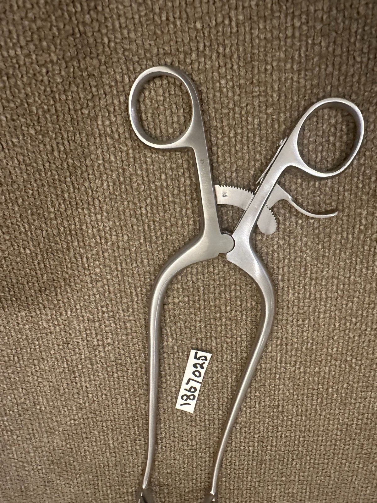 ORTHOPEDIC WEITLANER RETRACTOR 10" SHARP 3X4 TEETH