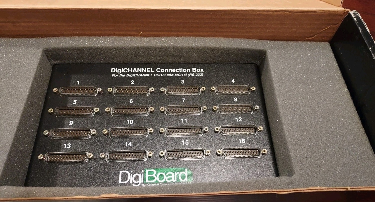 DigiChannel Connection Box PC/16i MC/16i 16 (RS-232)digiboard I/O mate interface