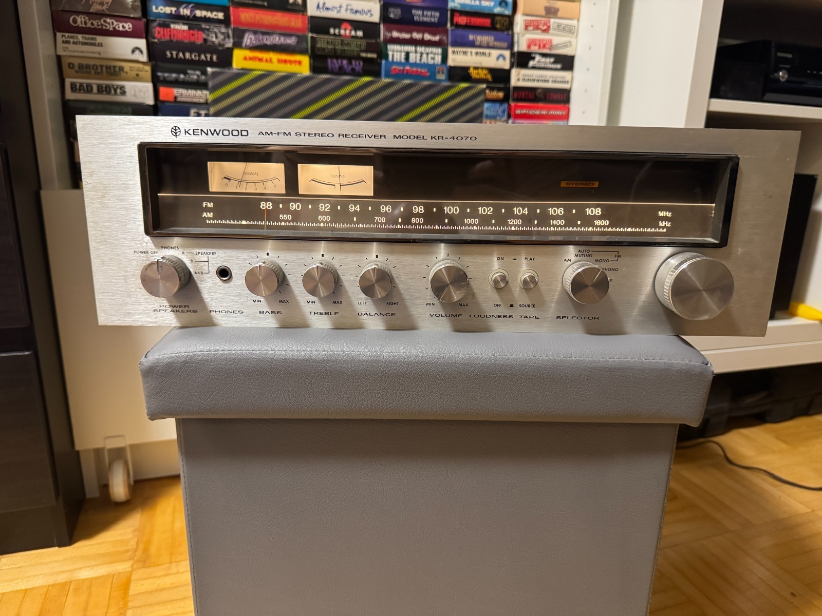 Vintage Silver Face Kenwood KR-4070 Stereo Receiver GORGEOUS Sounds Great!