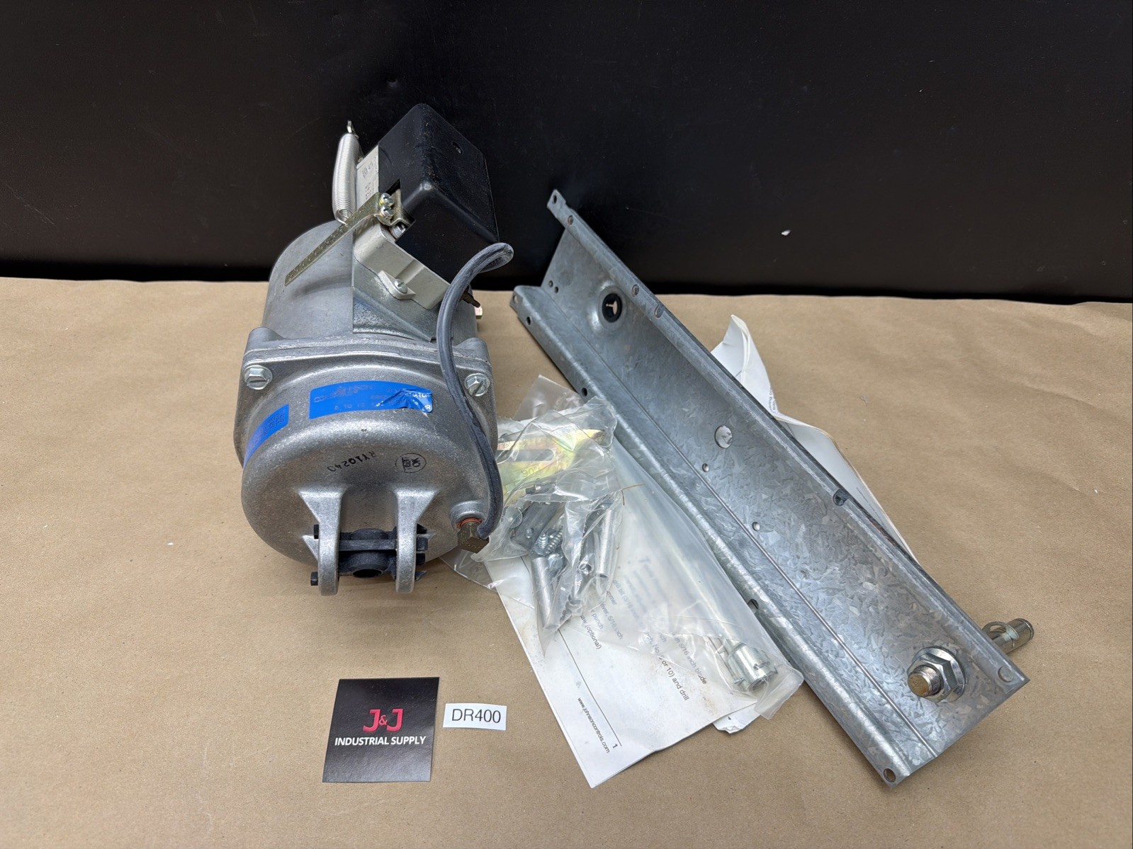 New Johnson Controls Pneumatic Damper Actuator D-3153-1 Warranty 🇺🇸