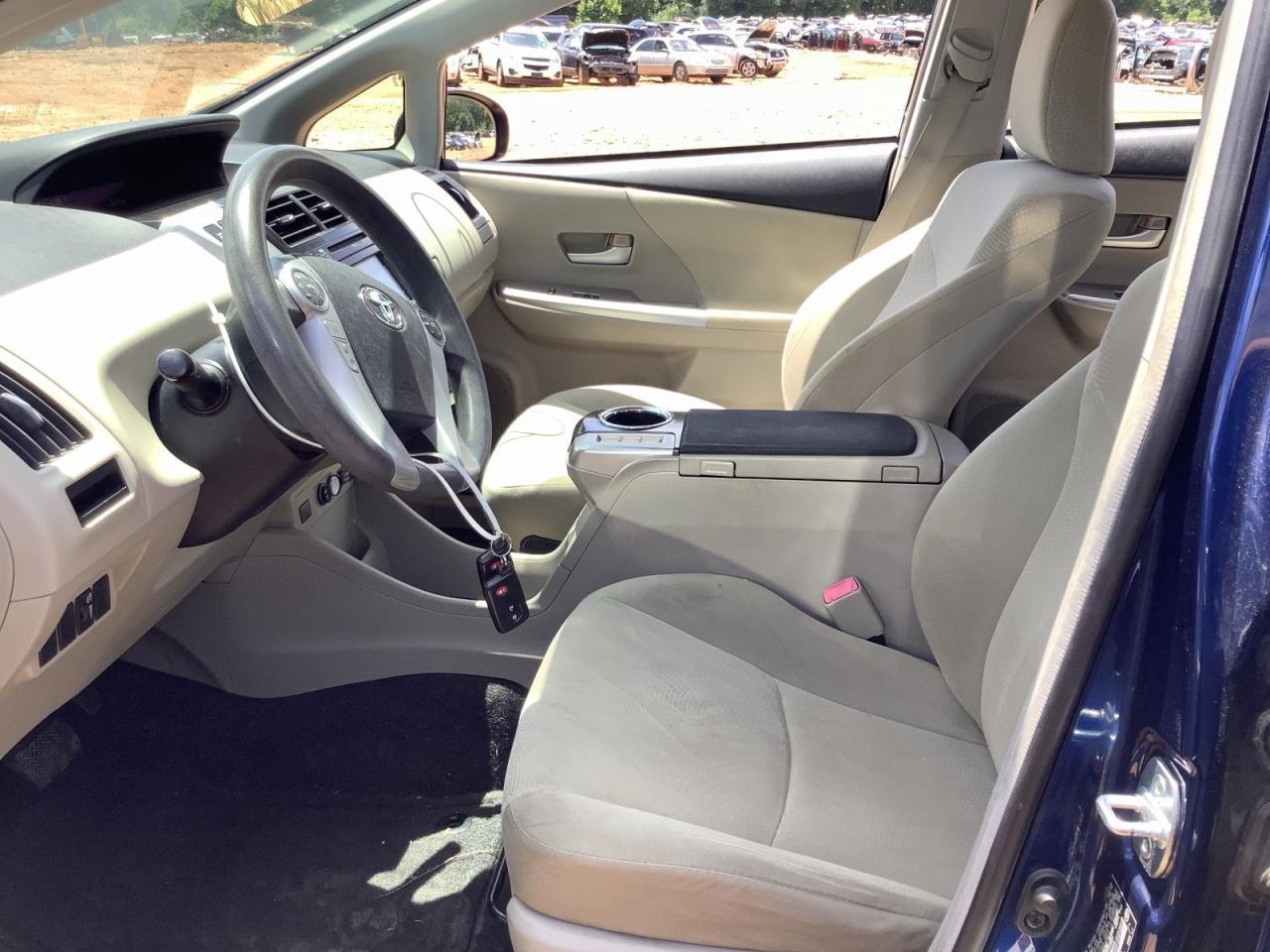 PRIUS 2013 Glove Box 4686434
