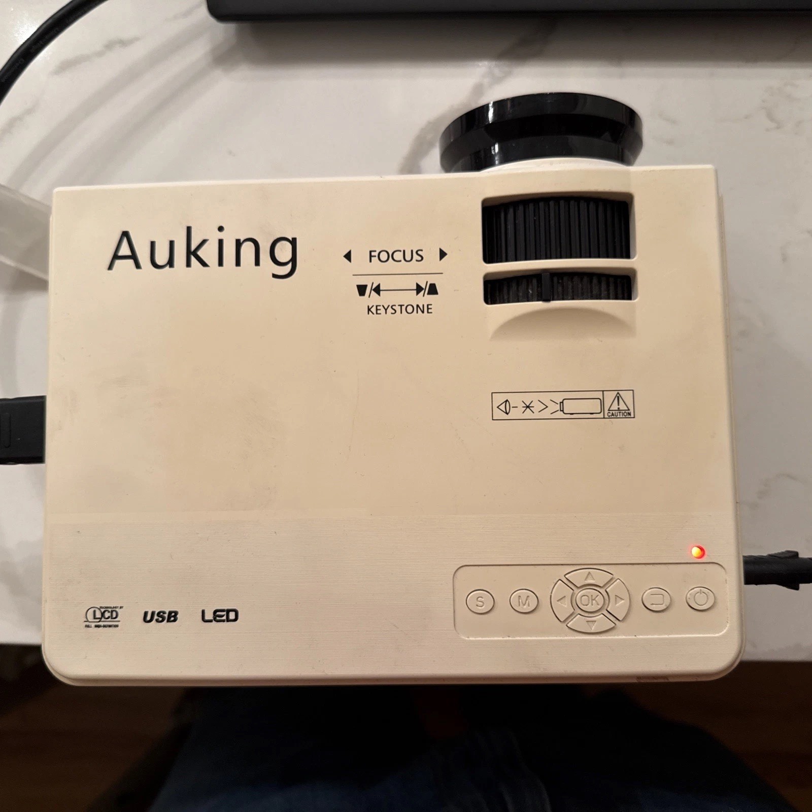 Auking M8-F Portable Digital Video Mini Projector - No Box