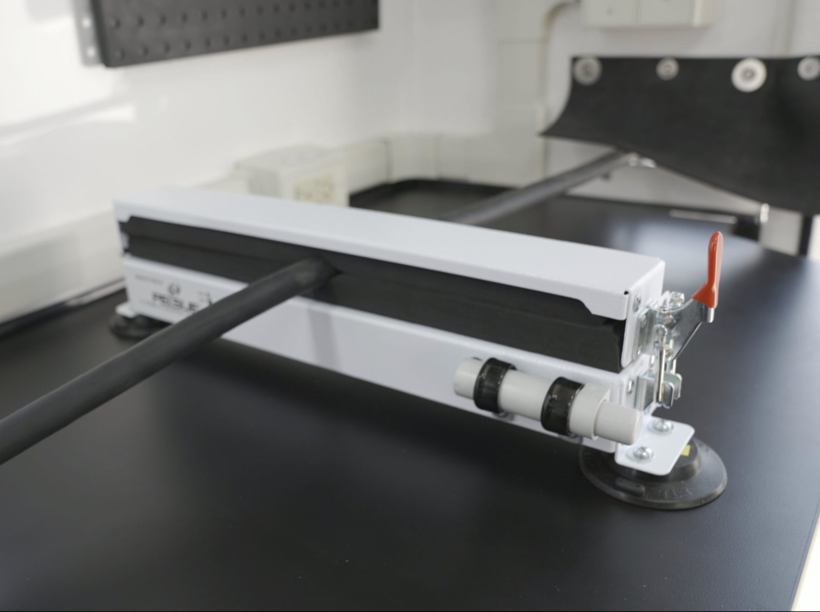 Pelsue 9S27 Fiber Optic Cable Clamp, Suction Cup