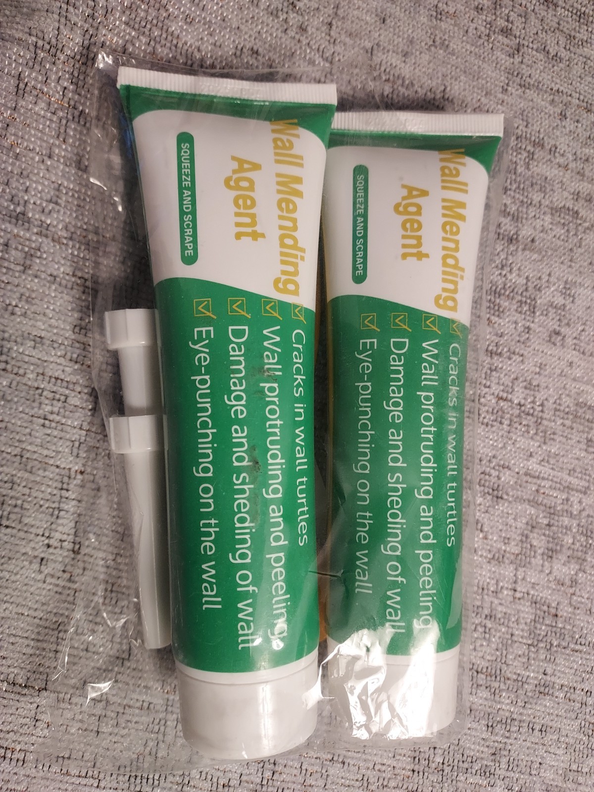 2-Pack Drywall Repair Kit / Wall Mending Agent with Spackle and Long Applicators