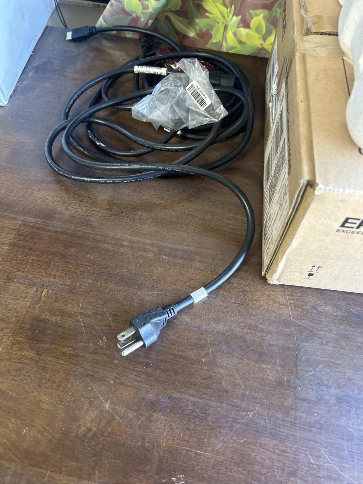 Epson PowerLite Home Cinema 740HD LCD Projector - Lamp Timer