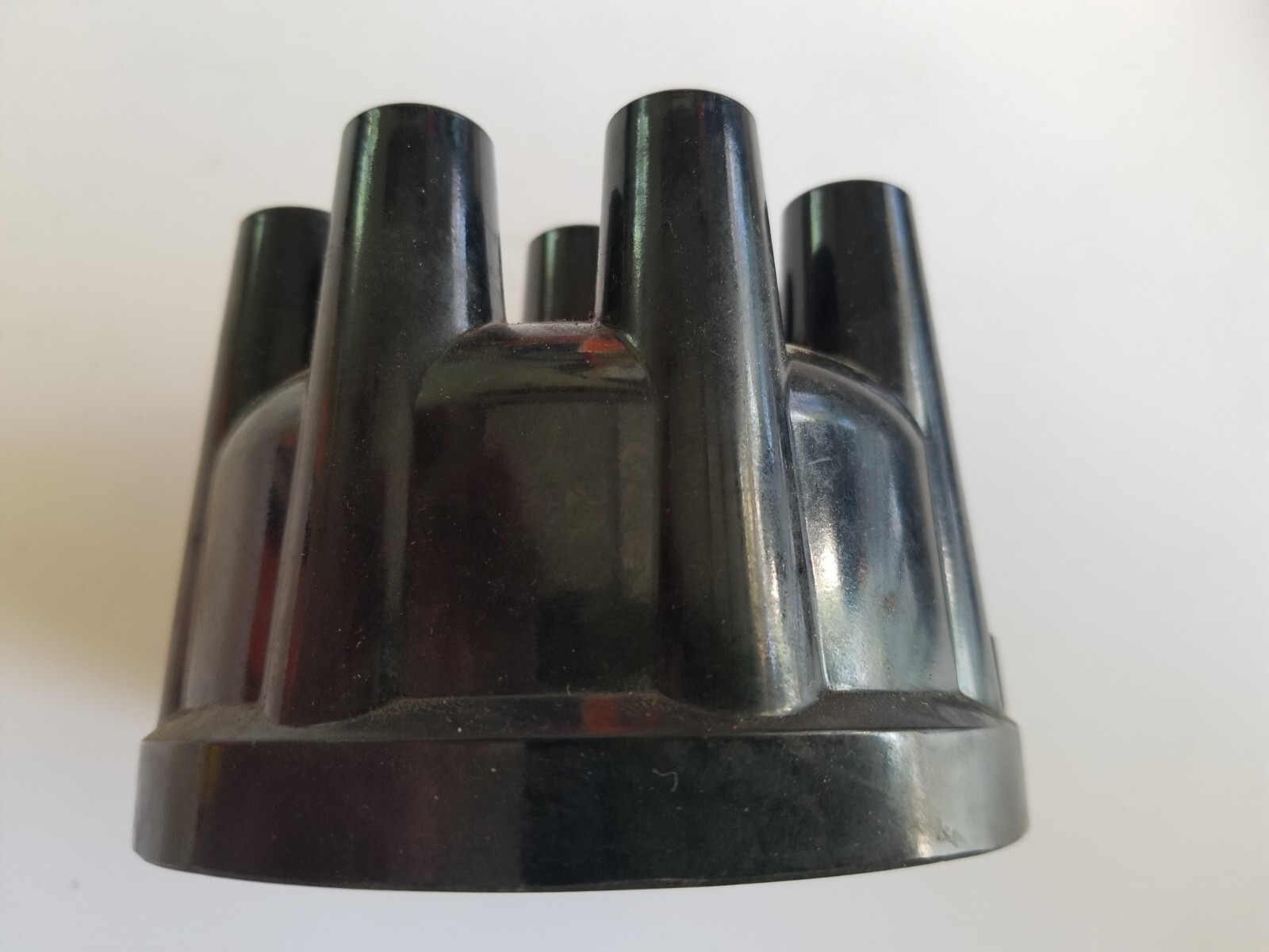 Napa Echlin FA98 Distributor Cap