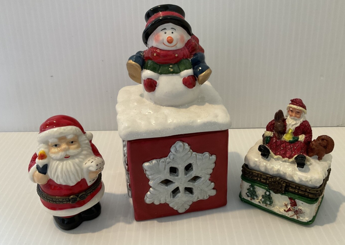 3 TRINKET BOX Boxes SNOWMAN and 2 SANTA Holiday Collectibles