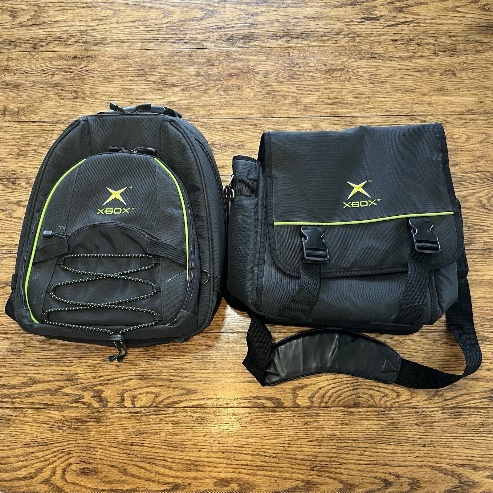 Original Microsoft Xbox Console Travel Carrying Case Backpack & Messenger Bag