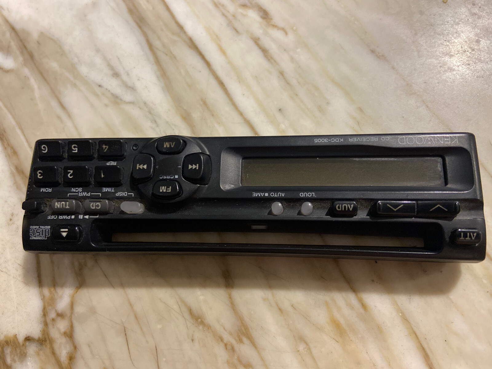 KENWOOD KDC-3005 CAR STEREO KENWOOD KDC-3005 FACEPLATE ONLY ONLY OEM🟠