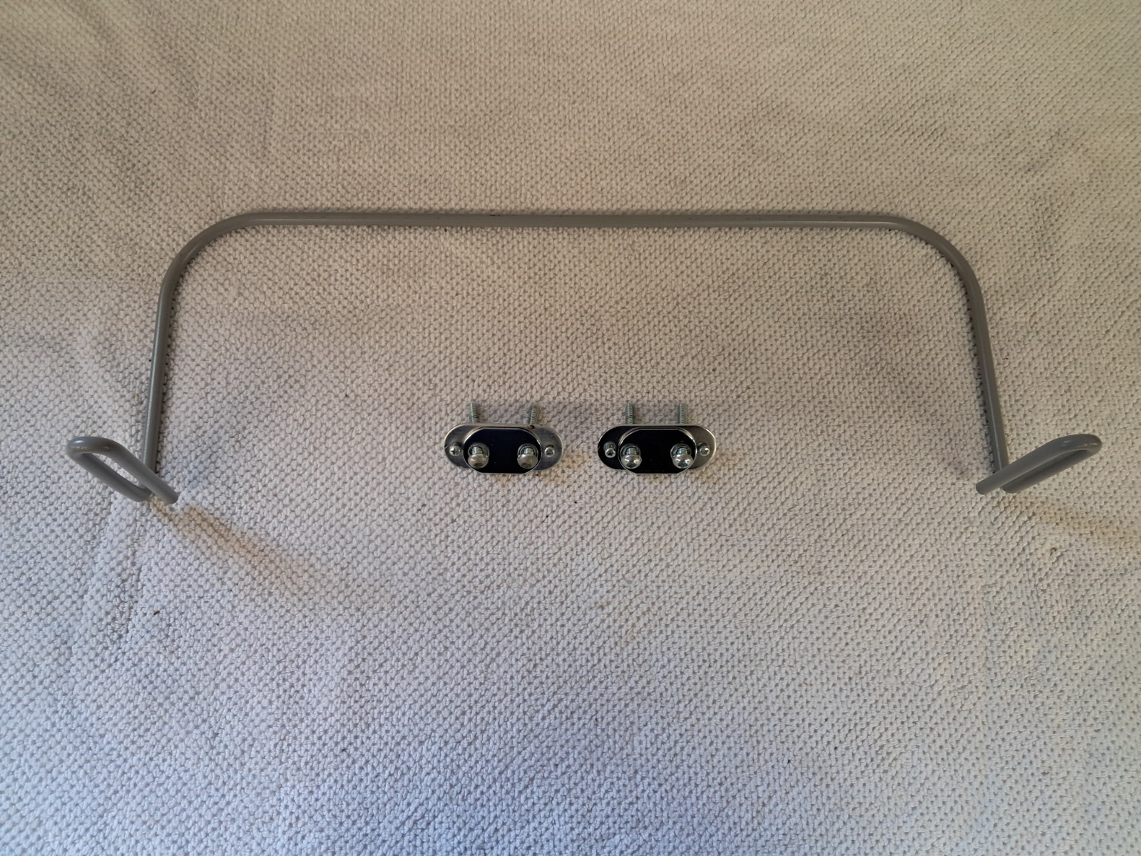 Tempur Pedic Ergo Mattress Retainer Bar for Adjustable Beds - (20"x7"x4") Gray