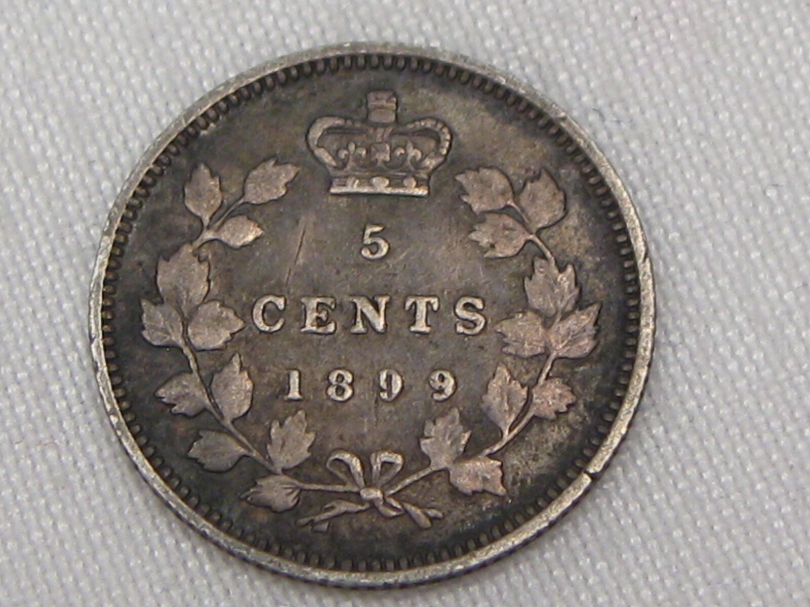 1899 Silver 5¢ Five Cent CANADA. #10