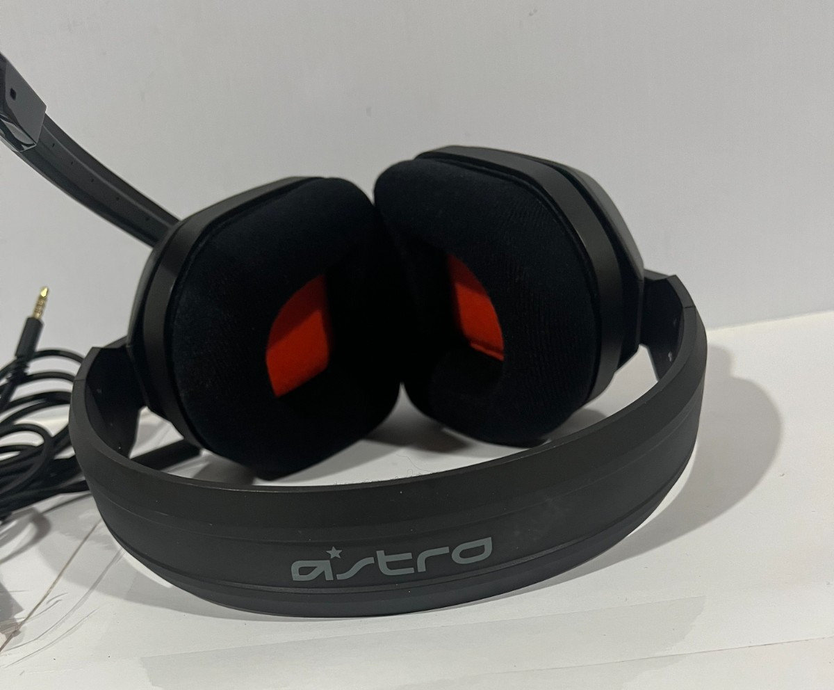 ASTRO Gaming A10 Gaming Headset - Black/Red