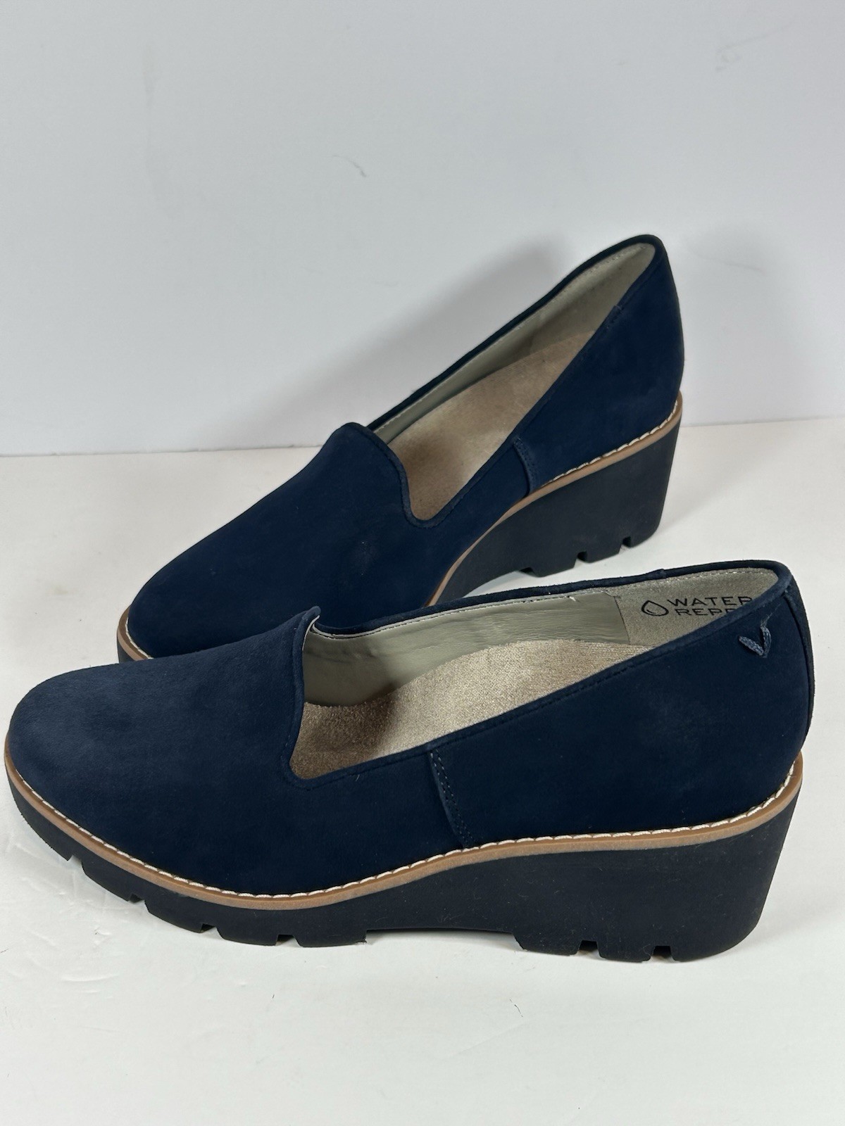 Vionic Women’s Willa Wedge Loafer Navy Blue Suede Size 7 NEW WOB