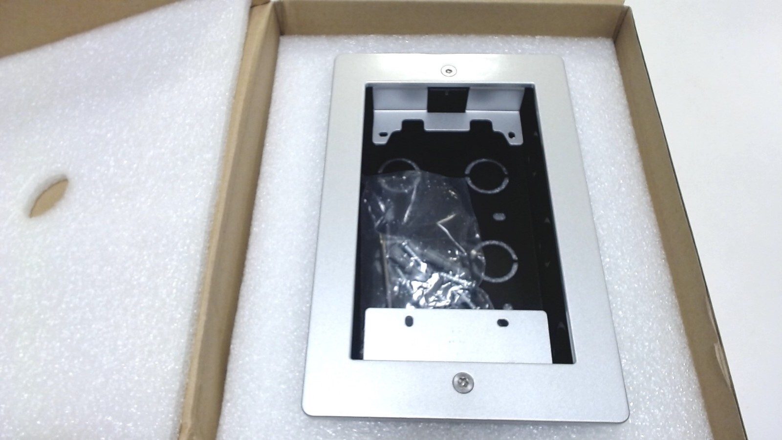 Akuvox R20A in wall Bracket