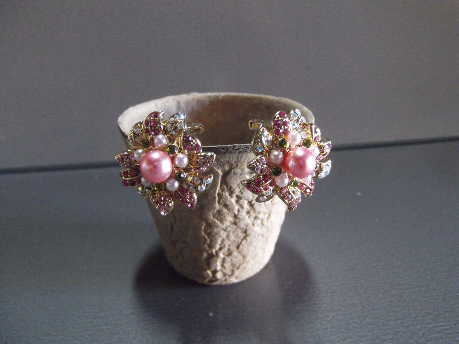 1 Pair Old  1"in Metal Sparkly  Colorful Flower Shape w/Pink looking Pearl