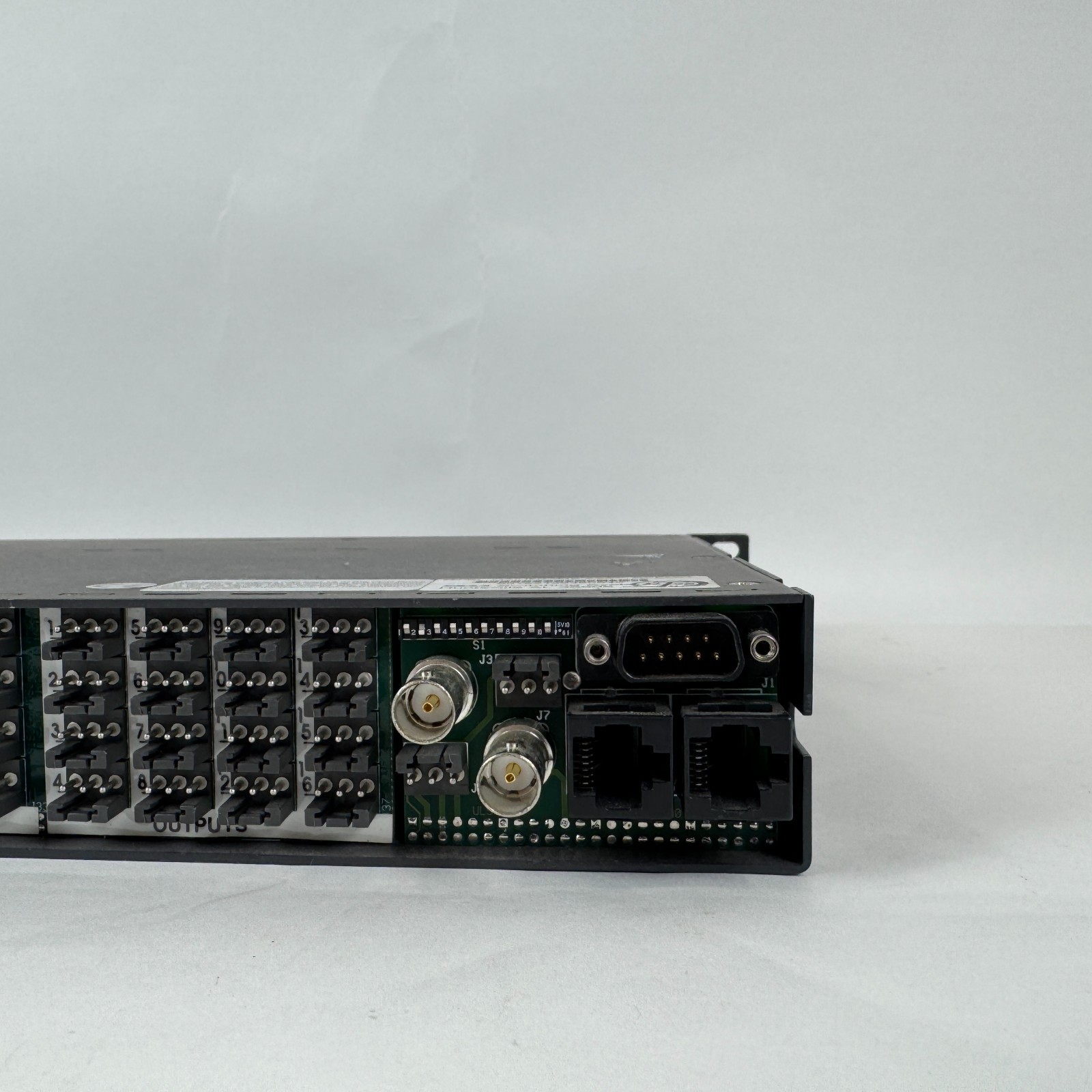 PESA Switching Systems OCELOT Mainframe Assembly Broadcast Router – Untested