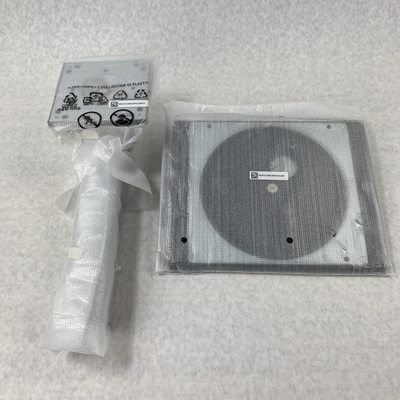 Asus MHS11 Highly Ergonomic Monitor Stand VA24D