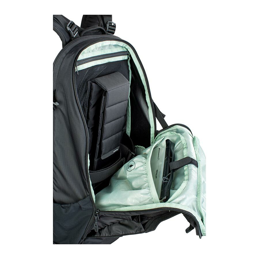 EVOC, FR Trail E-Ride, Protector backpack, 20L, Black, ML