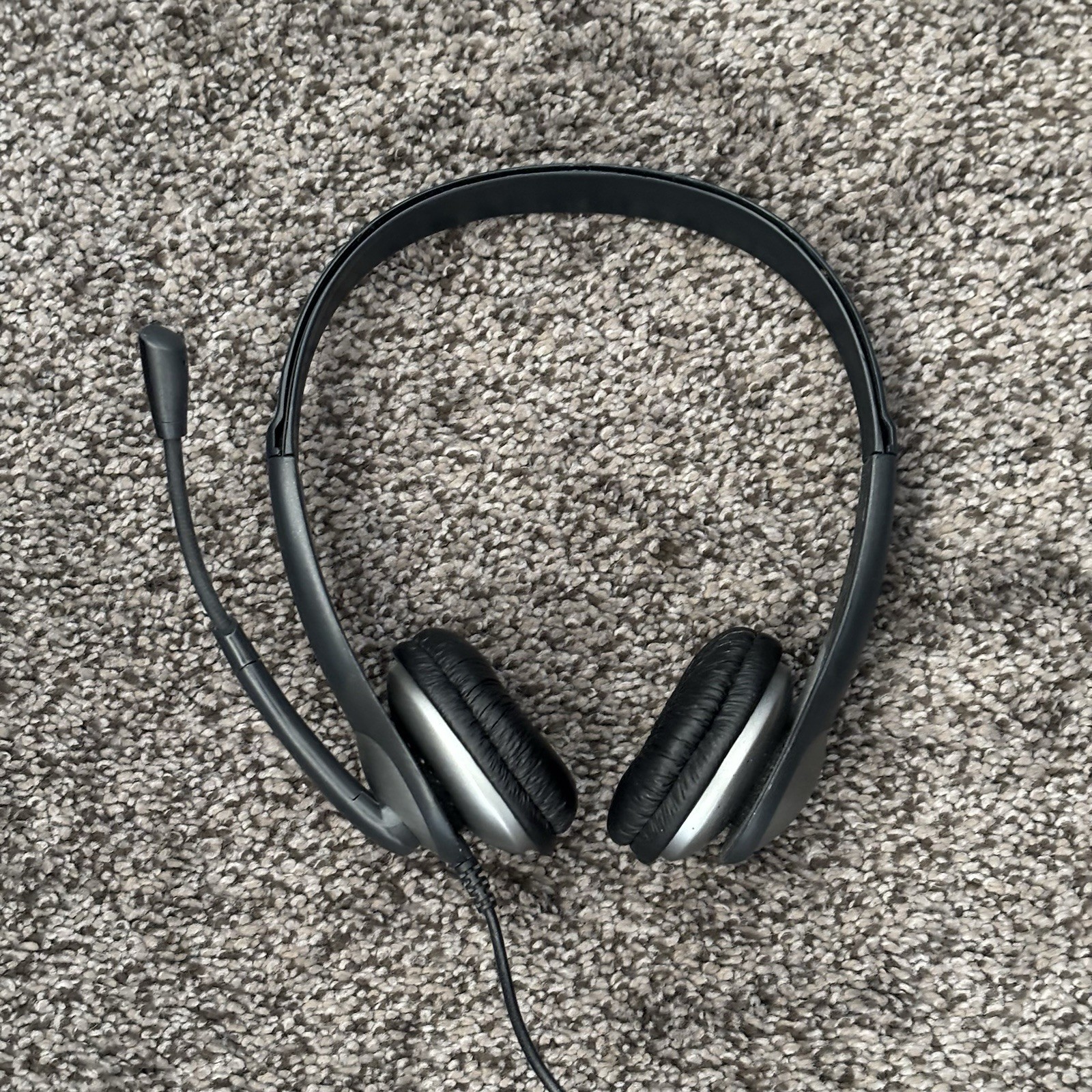 Cyber Acoustics Stereo Gaming Headset Wired Adjustable Over Ear Microphone