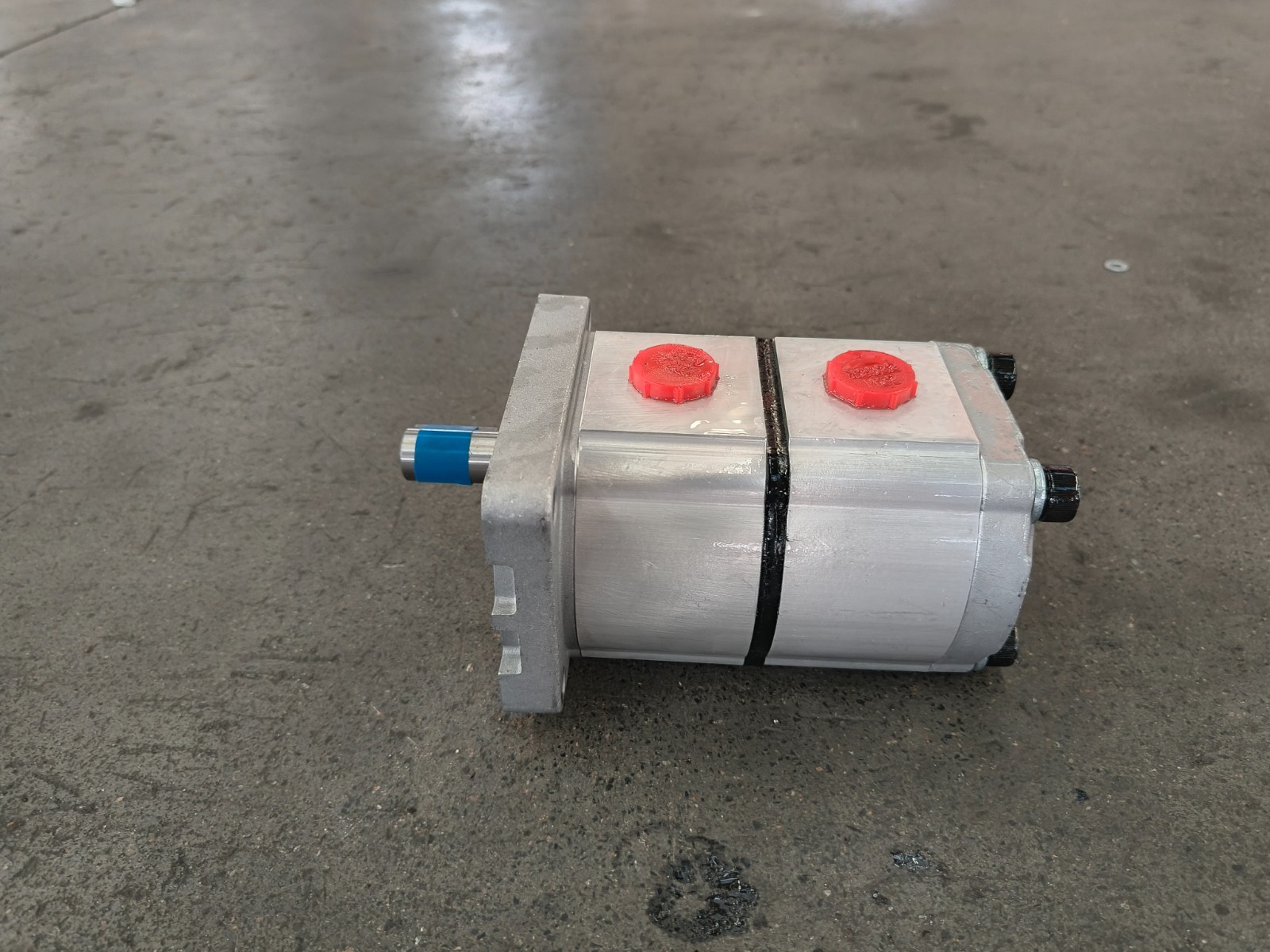 Two Section Hydraulic Pump for AGT YSRT14 Mini Skid Steer Loader Parts