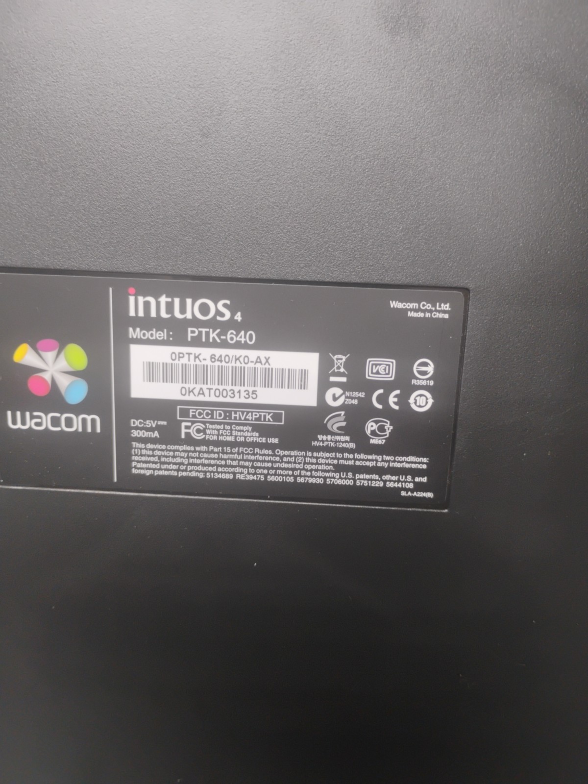Wacom Intuos4 Medium Professional Graphics Tablet, PTK-640