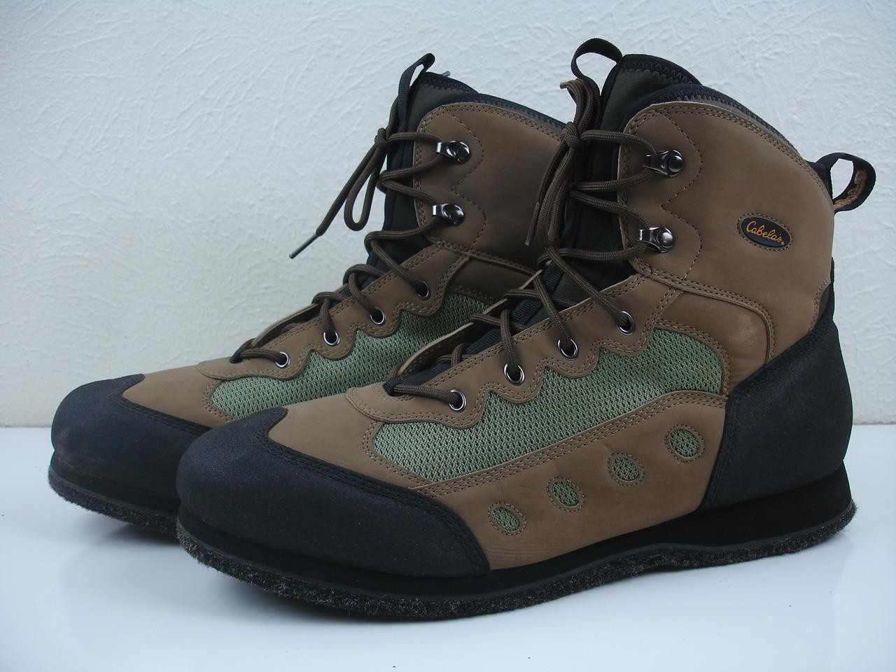 Men's 14 M Cabela's Ultralight Brown Felt Sole Wading Boots 83-0519 Fly Fishing
