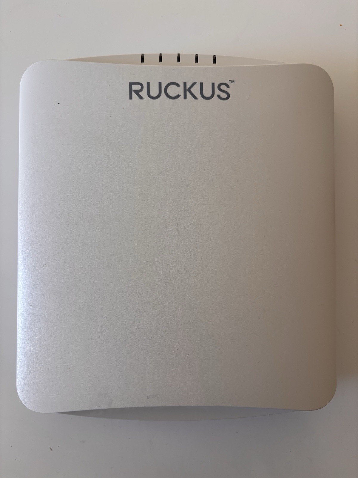 Ruckus R650 Dual-Band Wi-Fi 6 802.11 ax Wireless Access Point 901-R650-US00