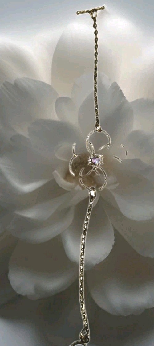 Beautiful Wire Flower Bracelet