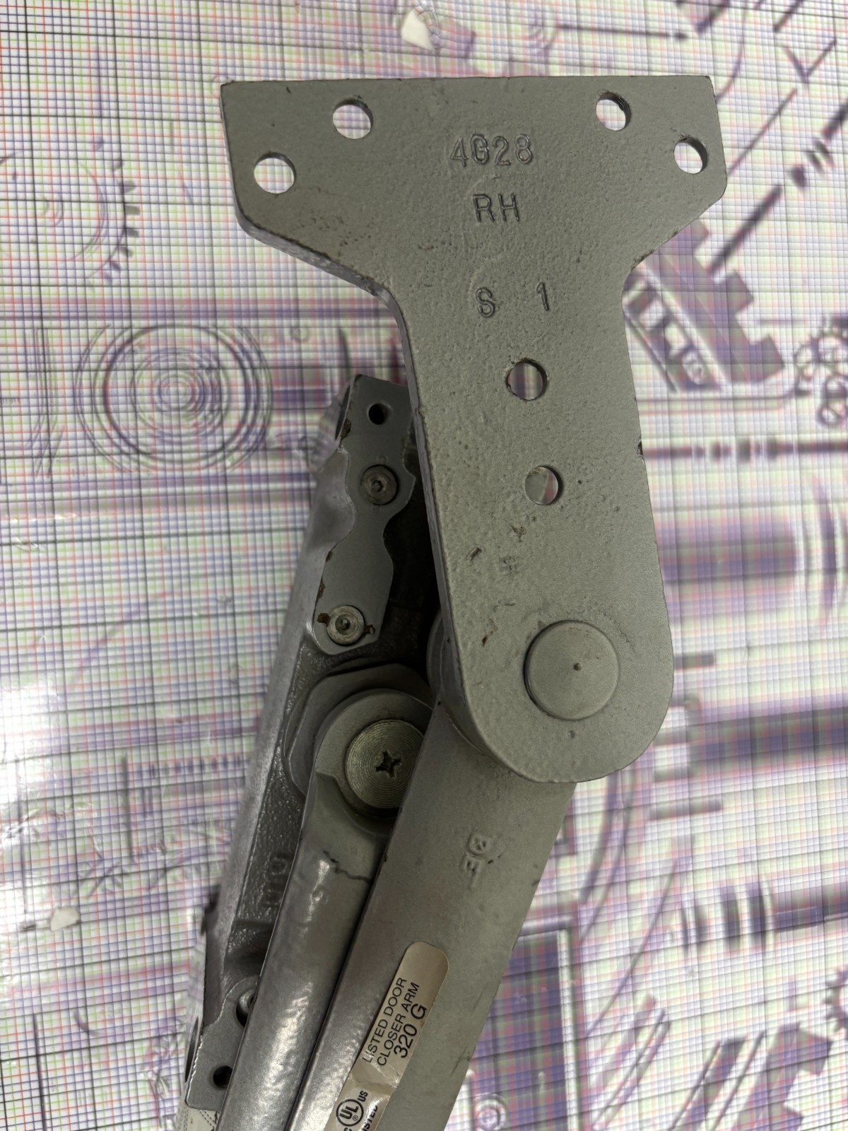 IR LCM 4111 DOOR CLOSER