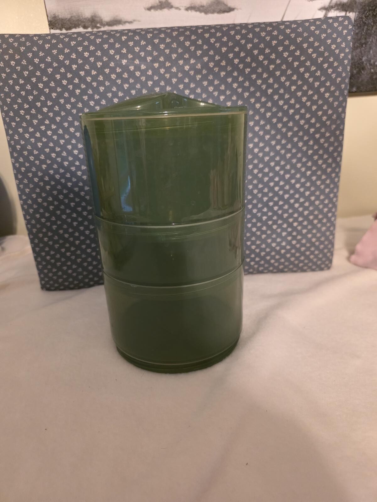 Green Translucent Plastic Stackable Snack Bowls Set of 3 Retro Kitchen