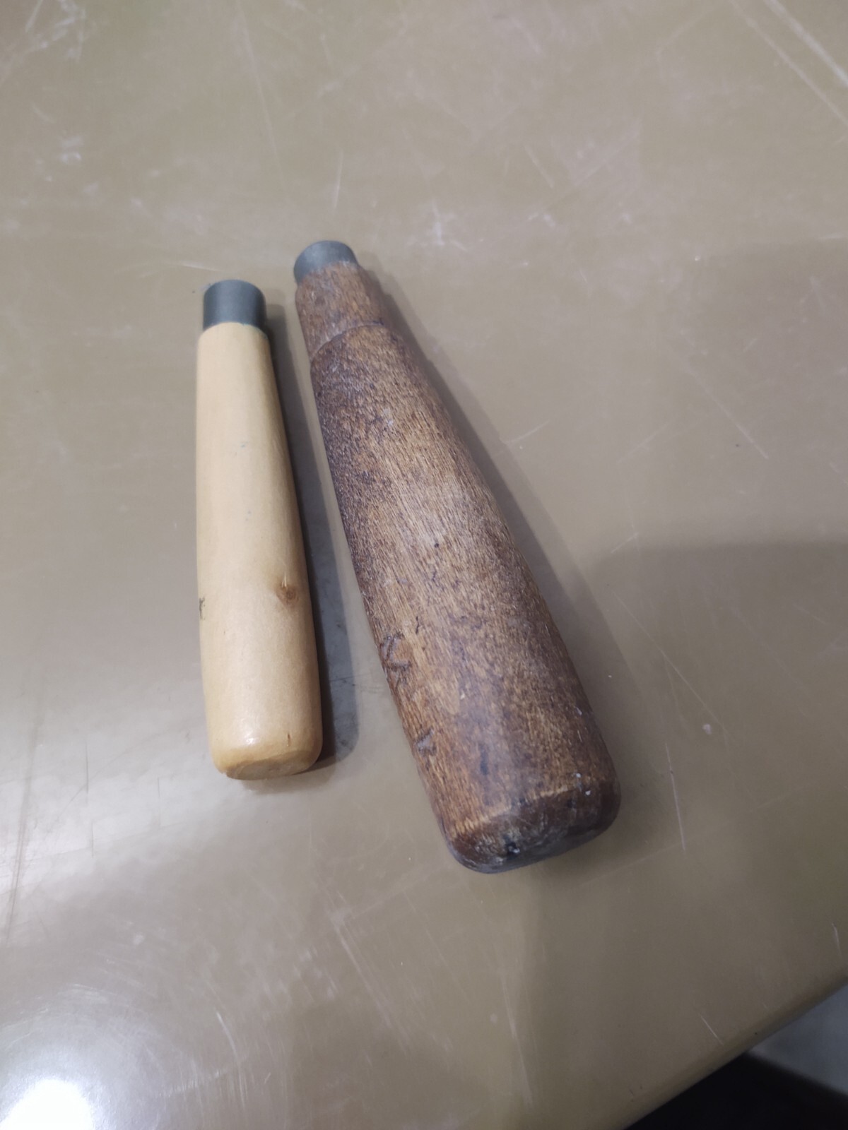 Insulators Hand Tools (Thumb Tac Pusher)