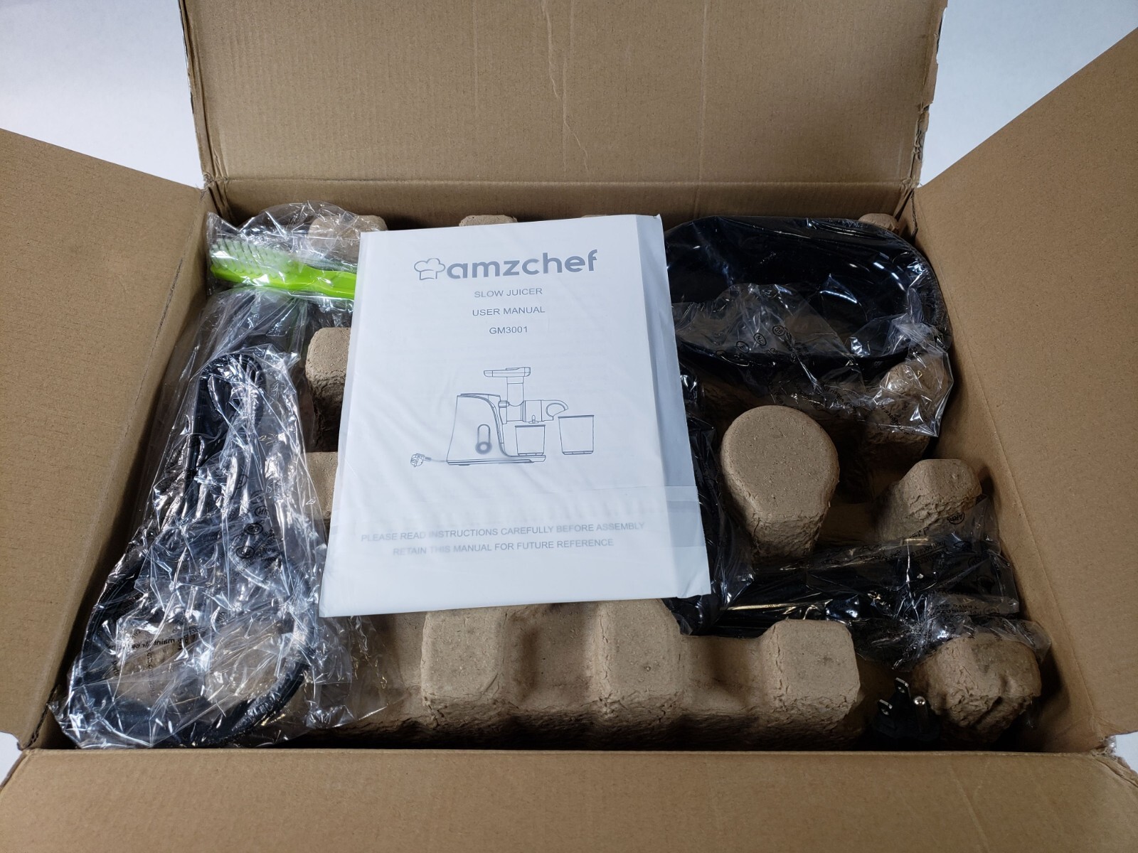 AMZCHEF Slow Masticating Juicer with Two Speed Modes Gray, GM3001