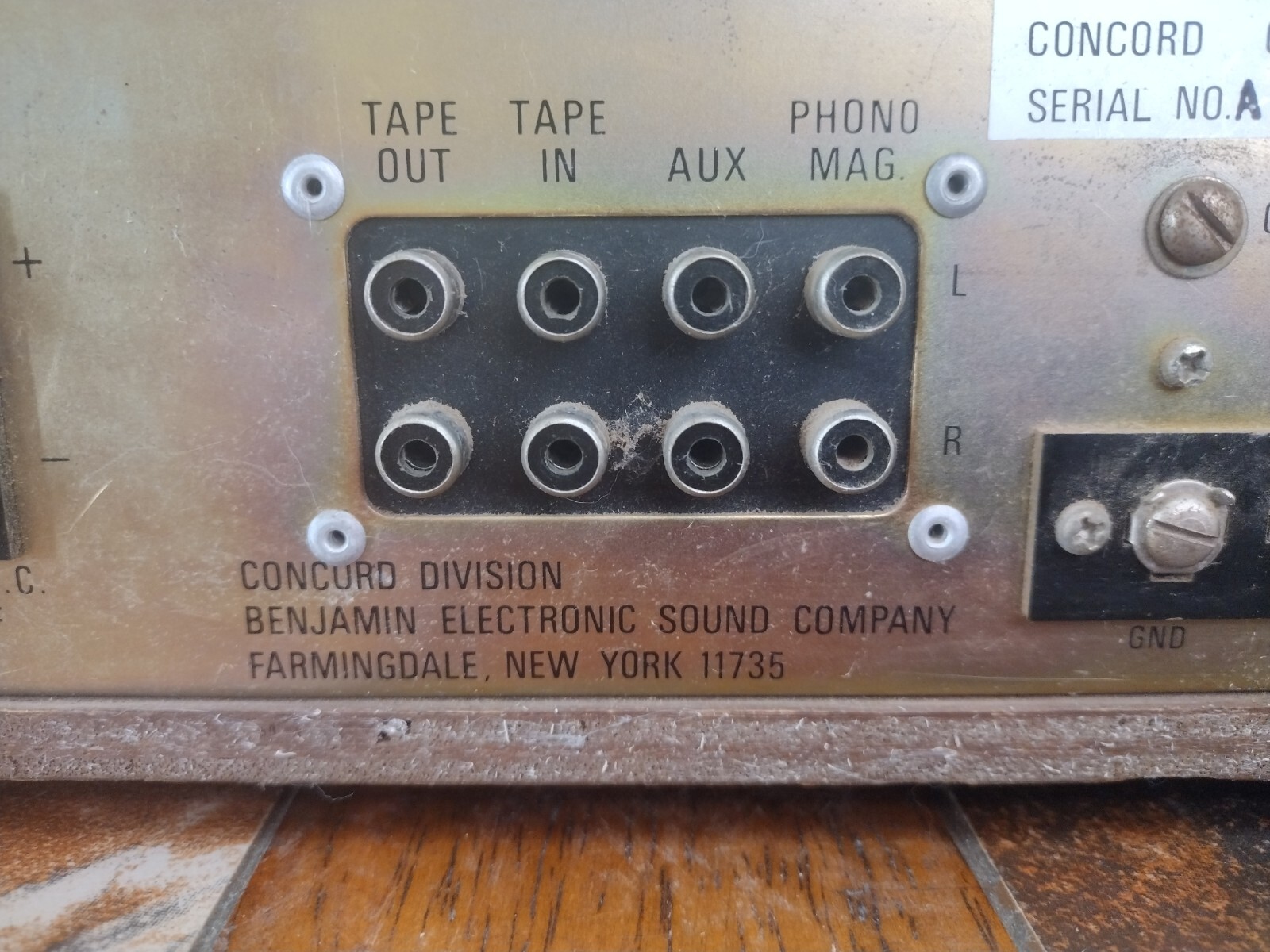 Concord CR-210A AM/FM Stereo Receiver