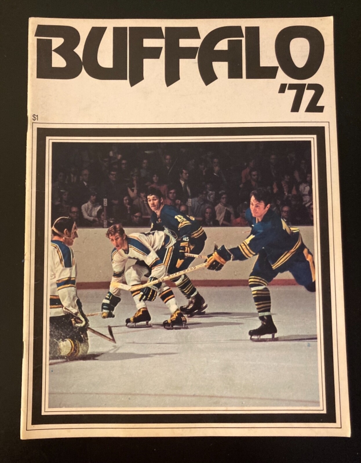 1972 Buffalo Sabres Hockey Program / Magazine