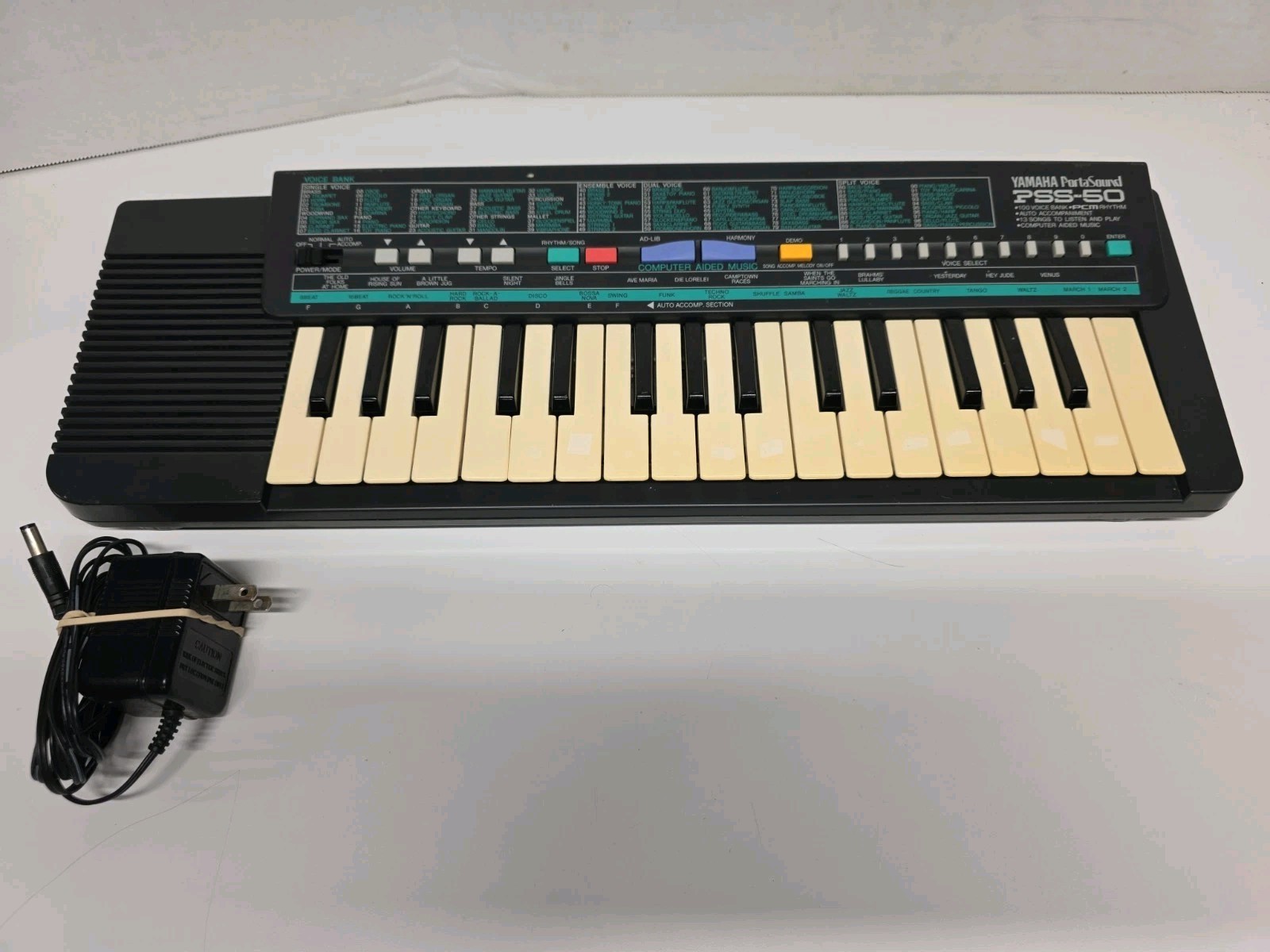 YAMAHA PortaSound PSS-50 Keyboard Tested sounds great no power supply
